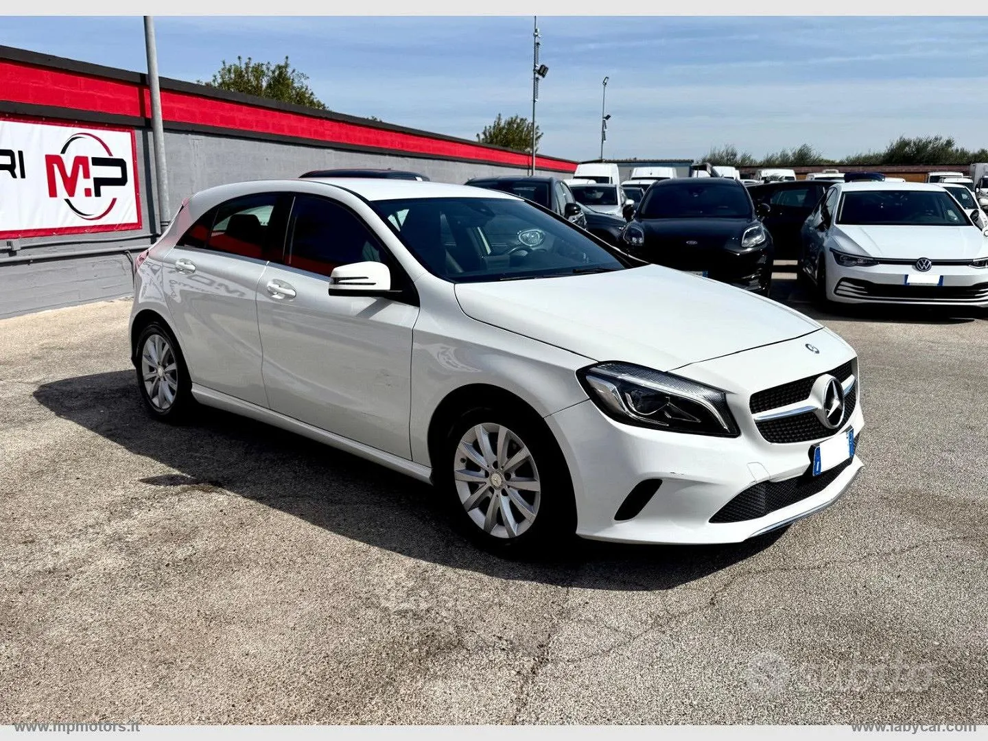 Mercedes-Benz A 180 2017 photo 3