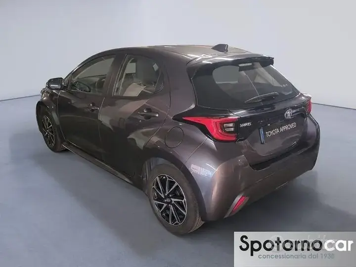 Toyota Yaris 2022 photo 3