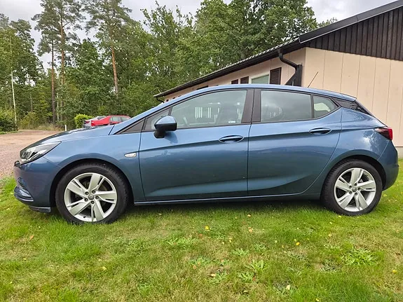 Opel Astra 2017 photo 2