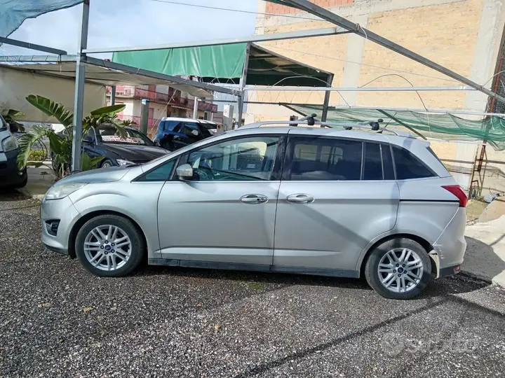 Ford C-Max 2014 photo 2