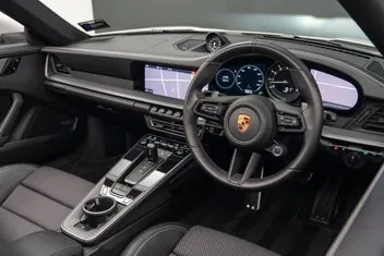 Porsche 911 2021 photo 4