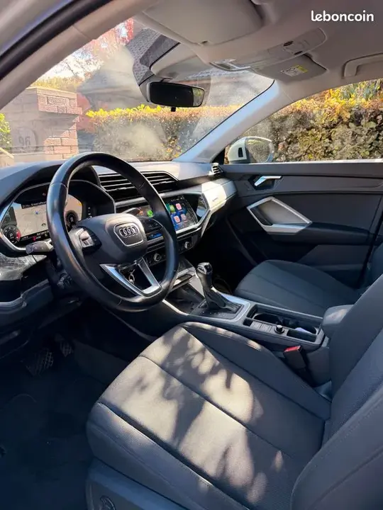 Audi Q3 2023 photo 3