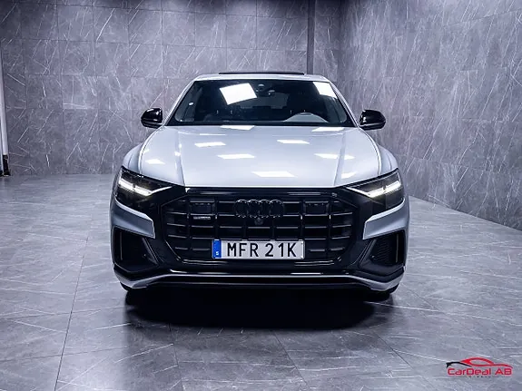 Audi Q8 2023 photo 2