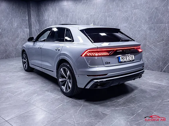 Audi Q8 2023 photo 5