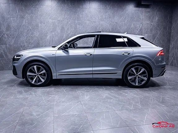Audi Q8 2023 photo 4