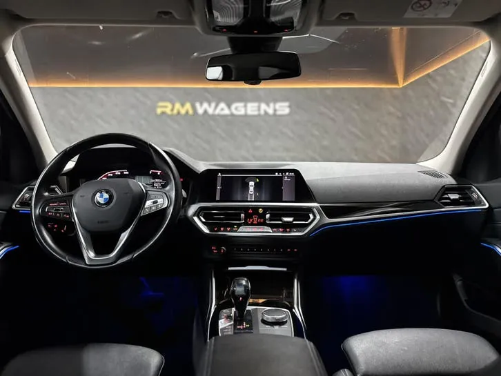 BMW 3 Series 2021 photo 3