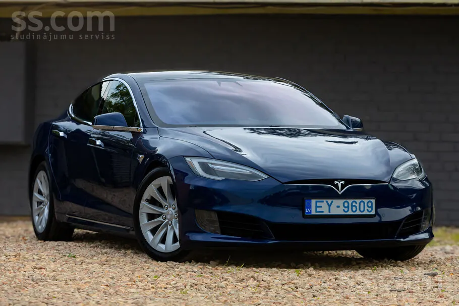 Tesla Model S 2017 photo 2