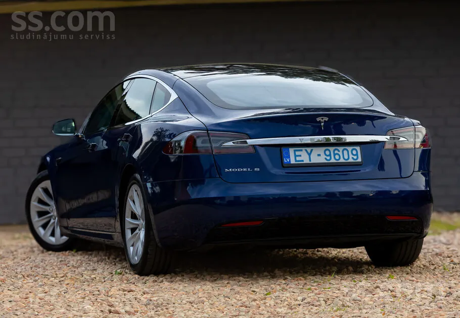 Tesla Model S 2017 photo 4
