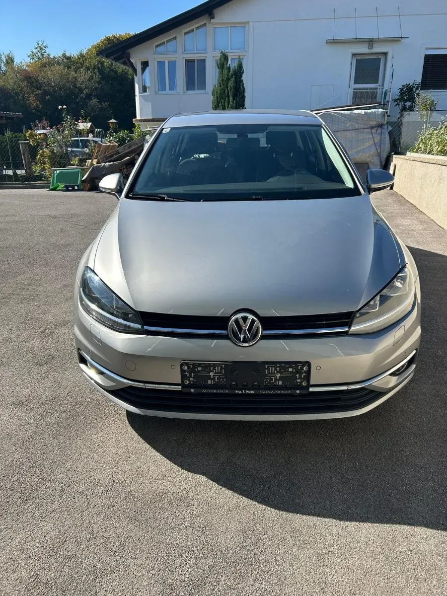 Volkswagen Golf 2017 photo 2