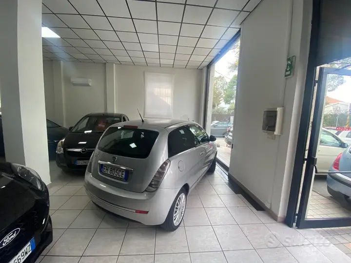 Lancia Ypsilon 2011 photo 4