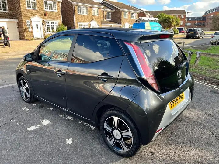 Toyota Aygo 2016 photo 5