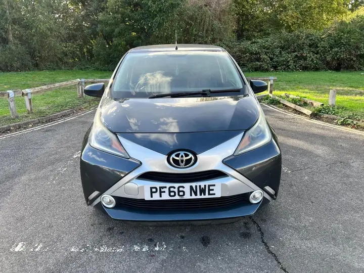 Toyota Aygo 2016 photo 2