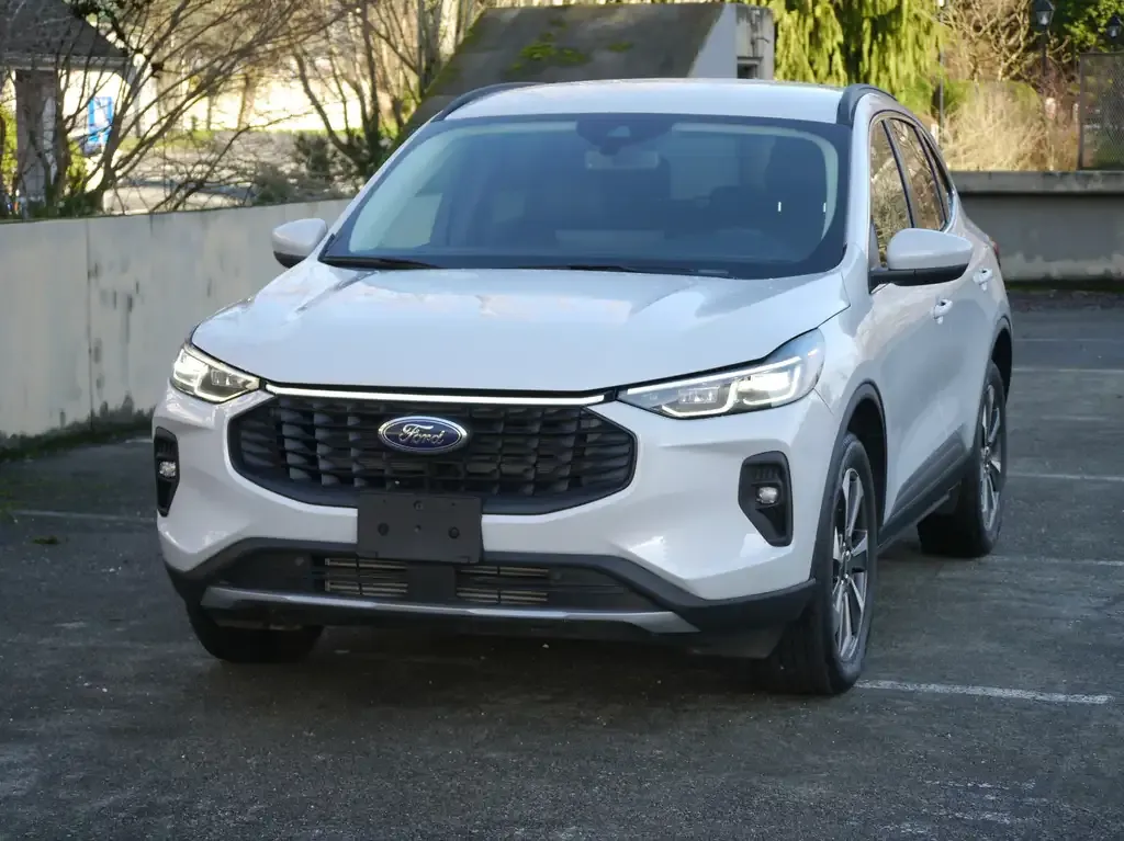 Ford Escape 2025 photo 3