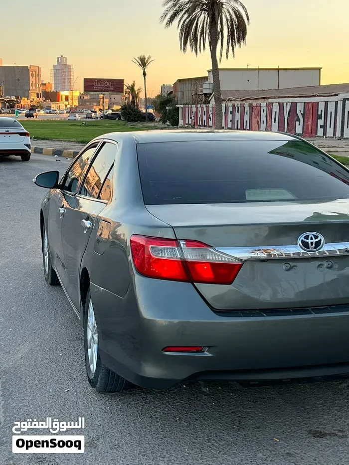Toyota Camry 2014 photo 2