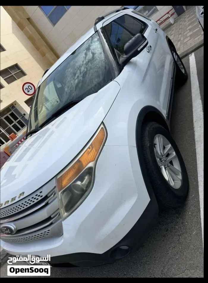 Ford Explorer 2013 photo 4