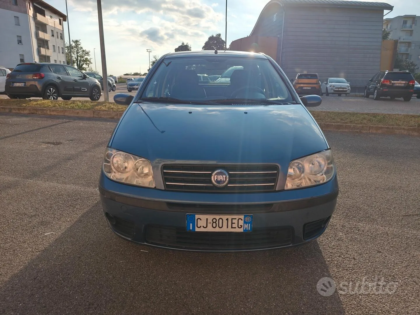 Fiat Punto 2003 photo 2