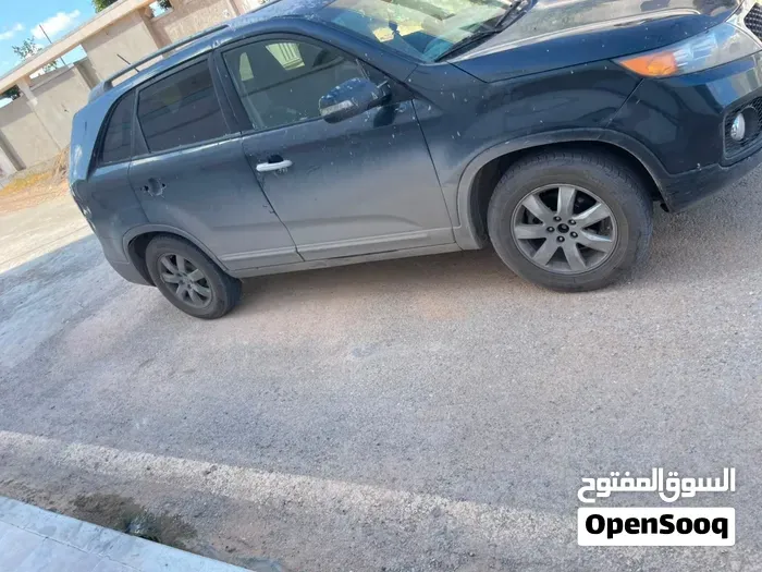 Kia Sorento 2012 photo 2