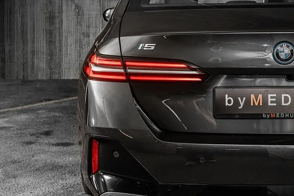 BMW I5 2024 photo 5