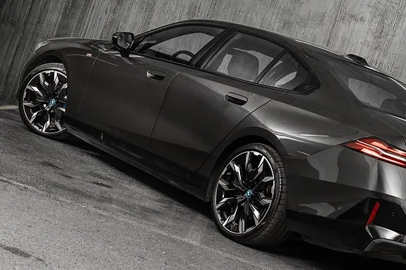 BMW I5 2024 photo 2