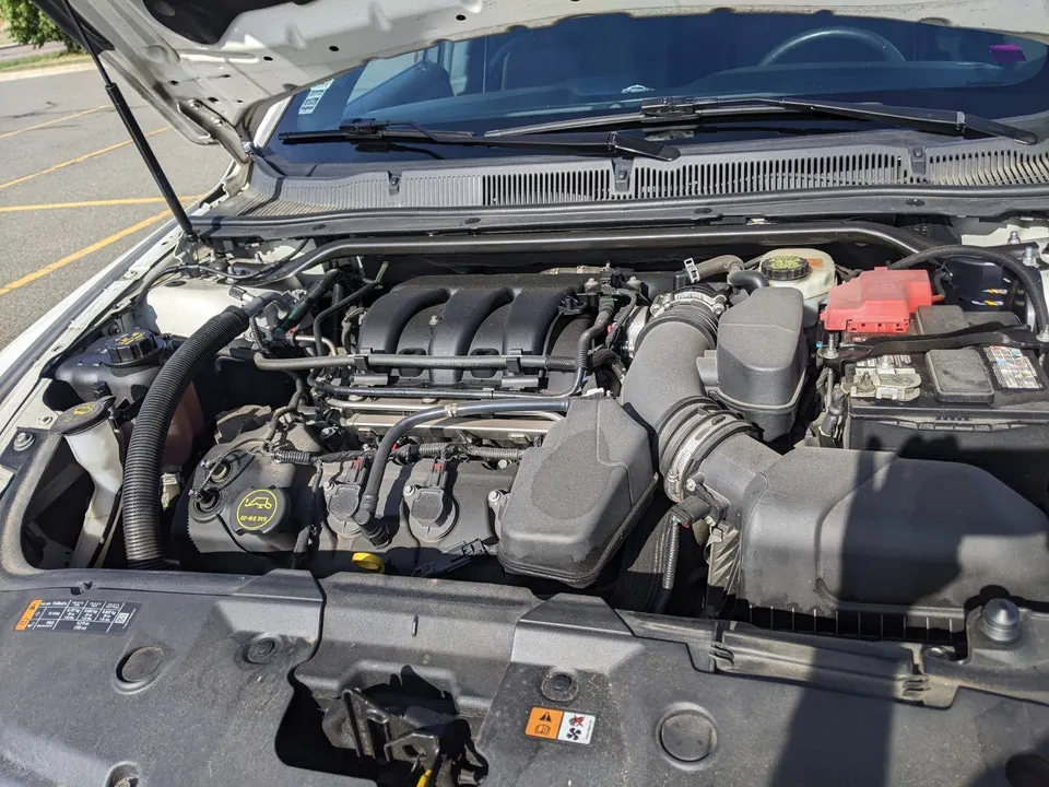 Ford Taurus 2015 photo 5