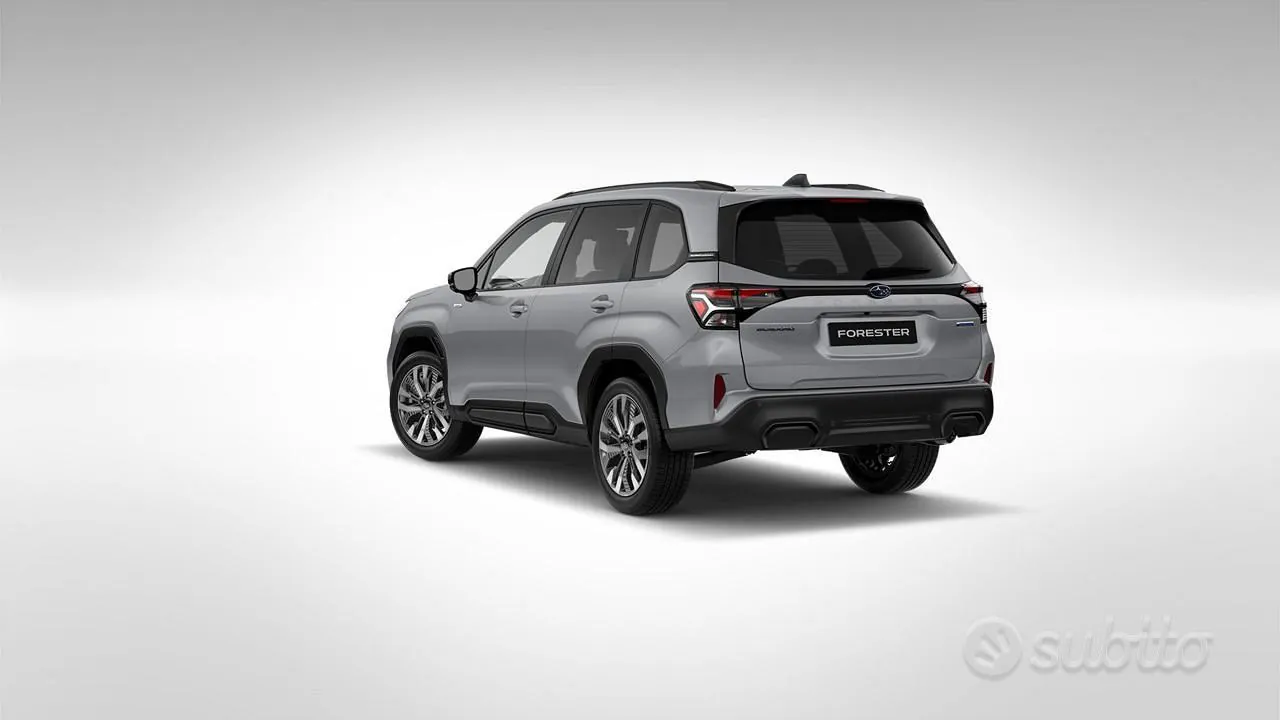 Subaru Forester photo 3