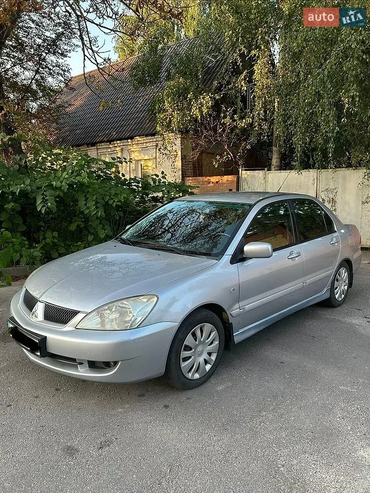 Mitsubishi Lancer