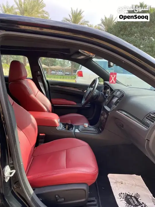 Chrysler 300 2021 photo 3