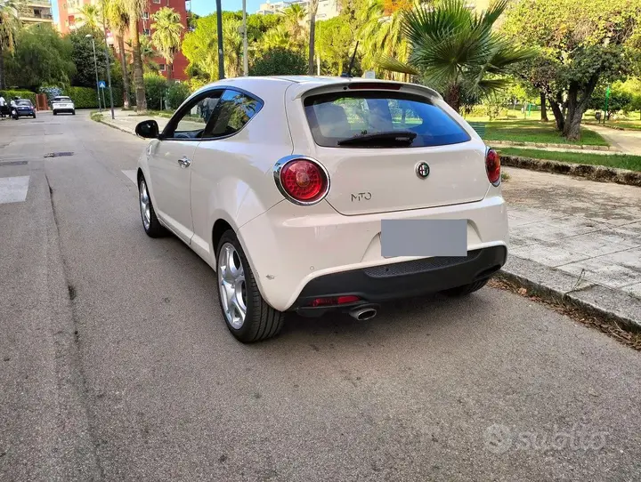 Alfa Romeo Mito 2010 photo 4