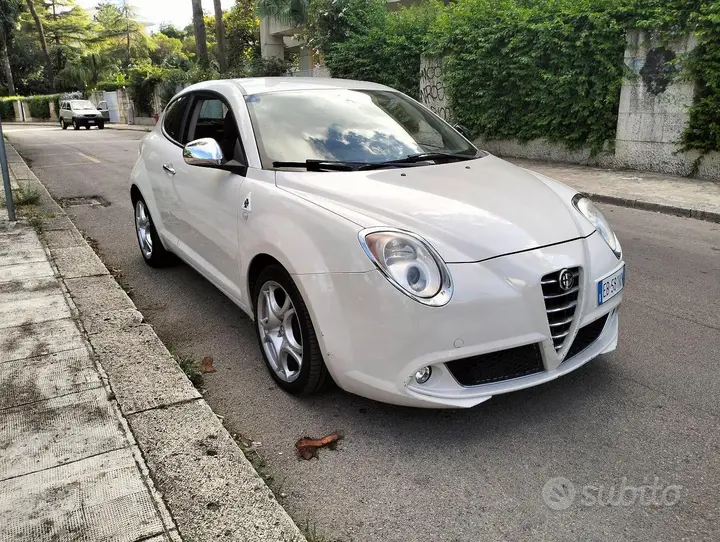 Alfa Romeo Mito 2010 photo 2