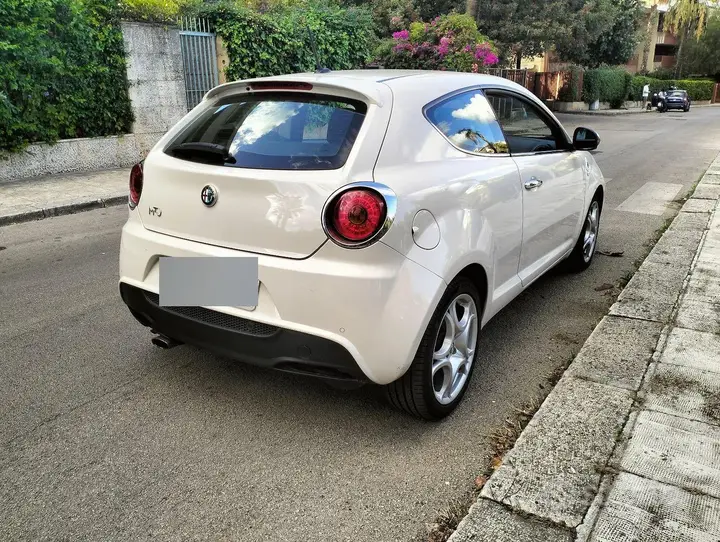 Alfa Romeo Mito 2010 photo 3