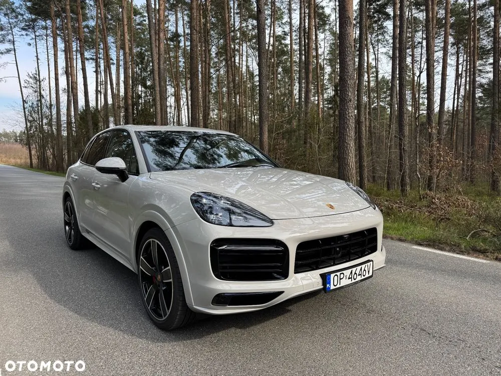 Porsche Cayenne 2020 photo 2