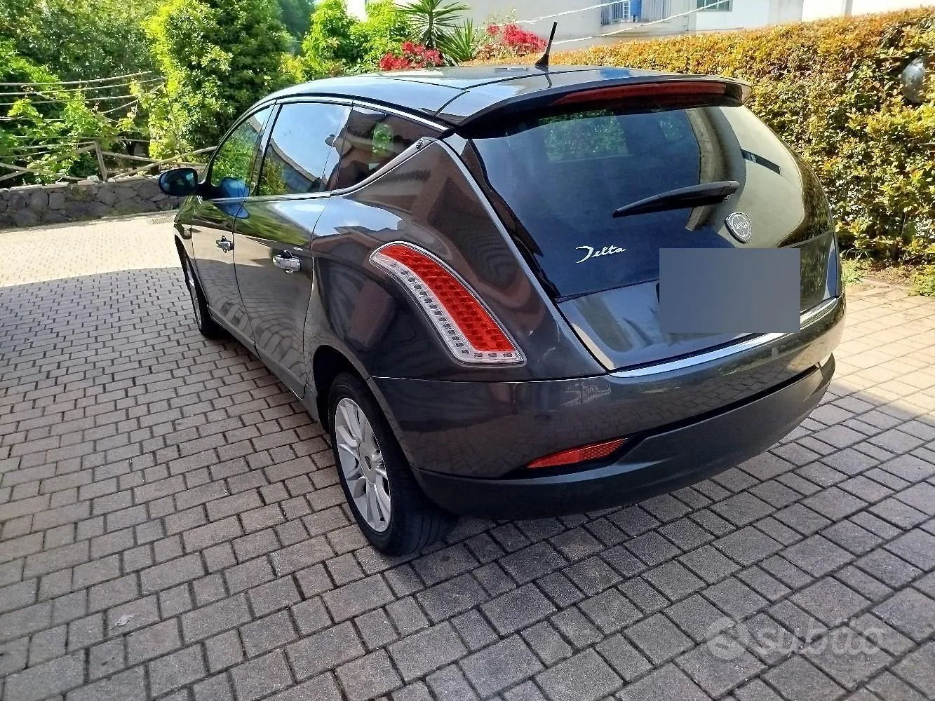 Lancia Delta 2009 photo 2