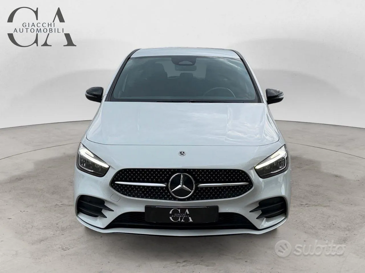 Mercedes-Benz B 180 2023 photo 2