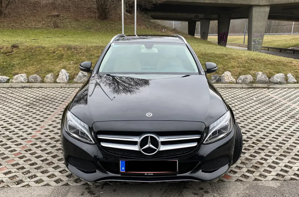 Mercedes-Benz C-Class 2017 photo 3