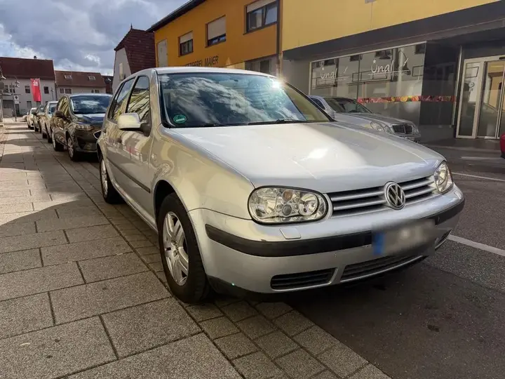 Volkswagen Golf 4