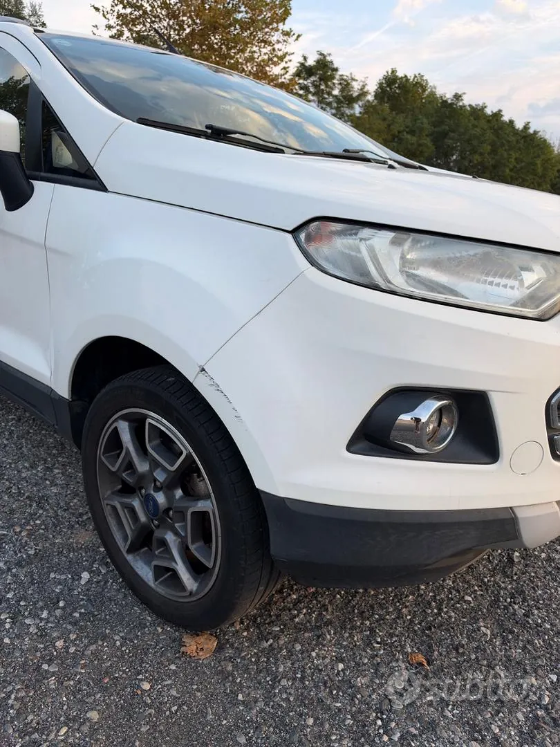 Ford Ecosport 2014 photo 4