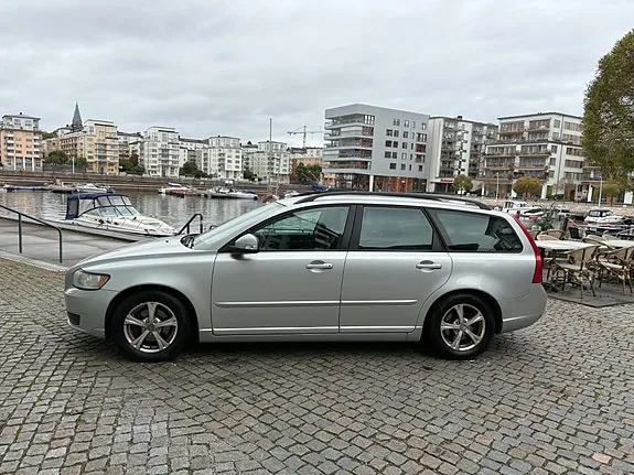 Volvo V50 2011 photo 5