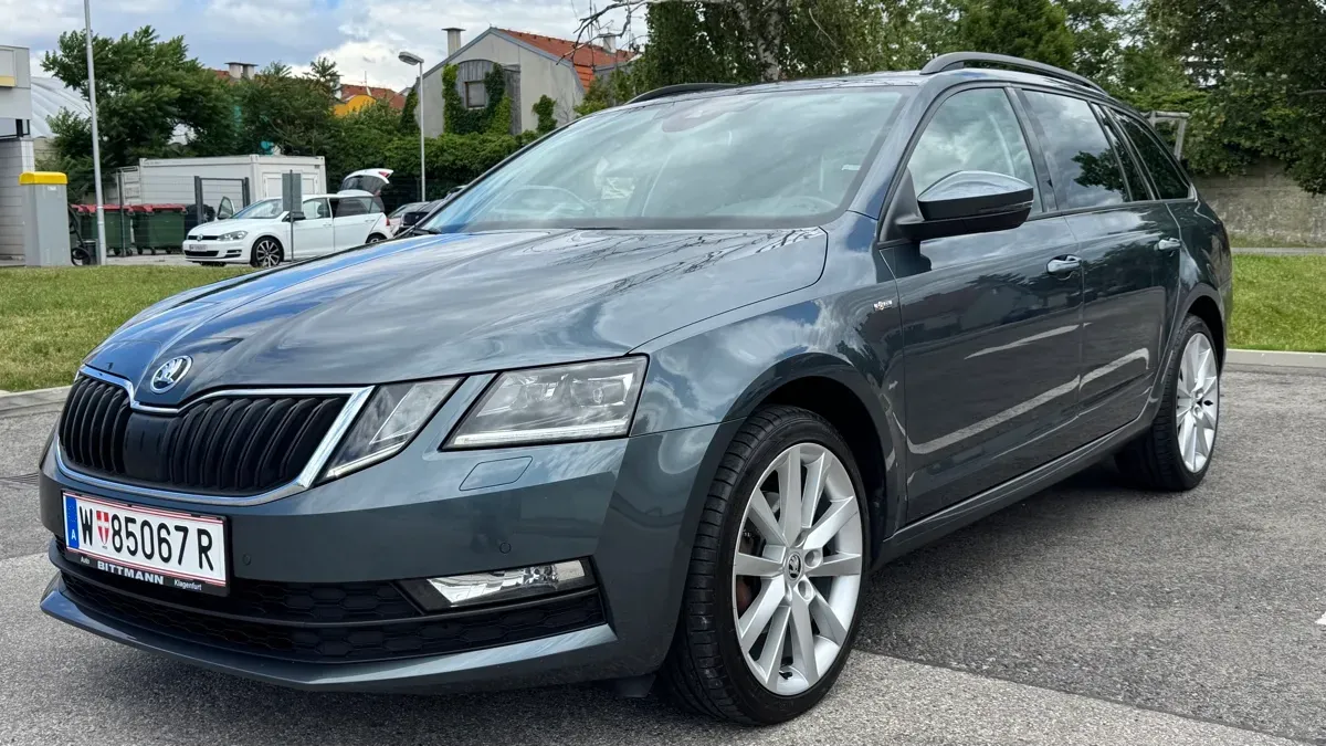 Skoda Octavia 2019 photo 2