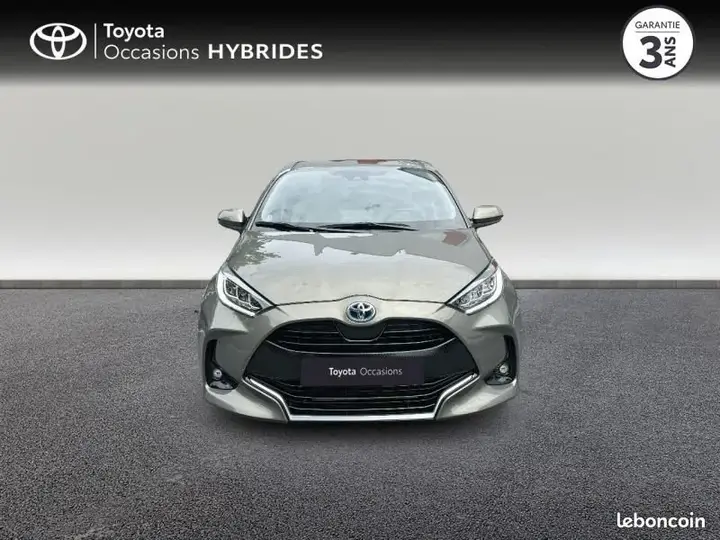 Toyota Yaris 2023 photo 4