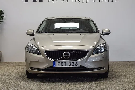 Volvo V40 2017 photo 4
