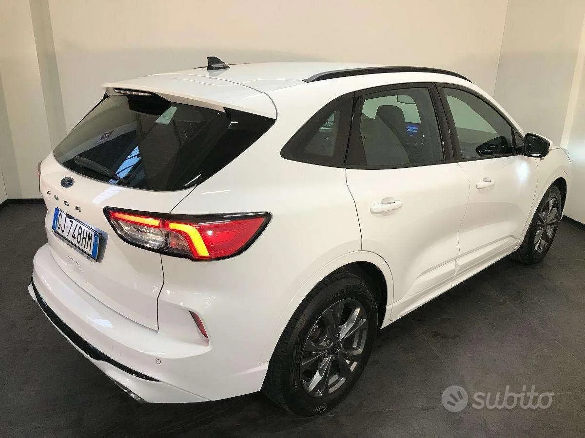 Ford Kuga 2022 photo 4