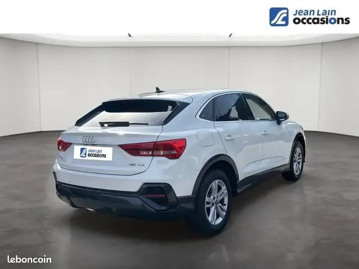 Audi Q3 2020 photo 5
