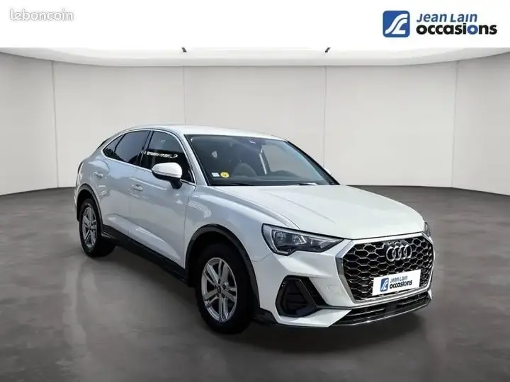 Audi Q3 2020 photo 3