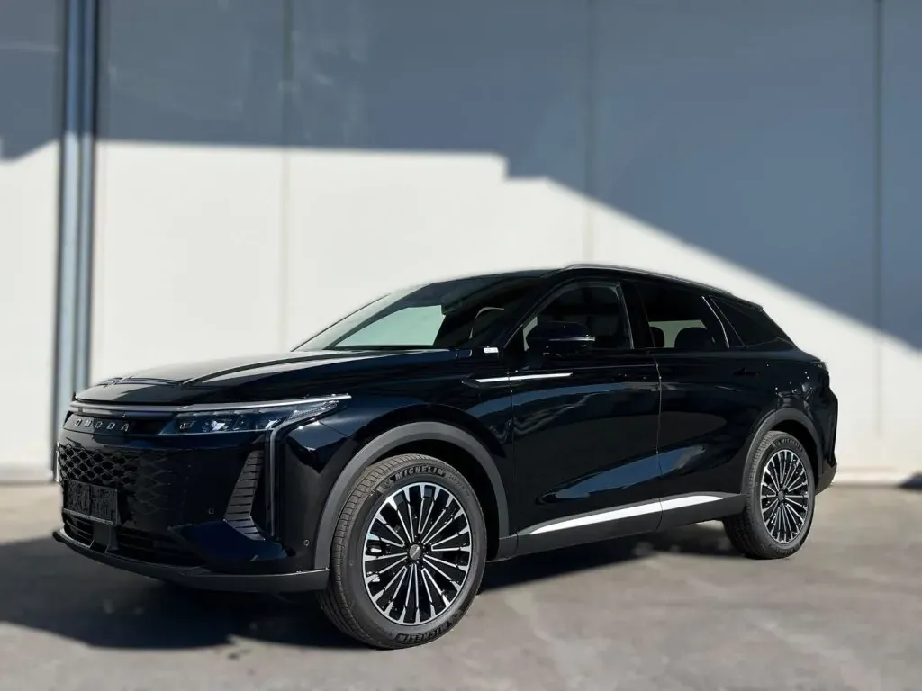 Omoda Omoda 9