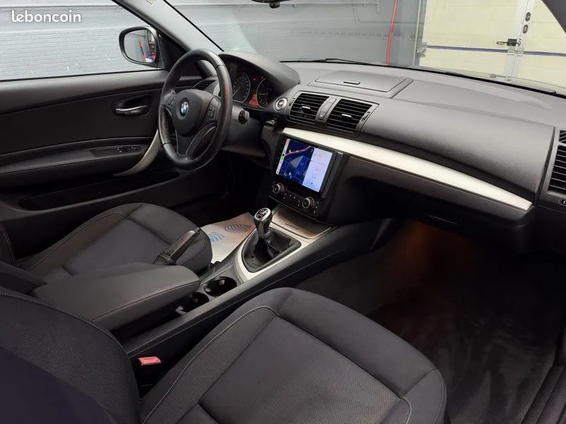 BMW 1 Series 2011 photo 4