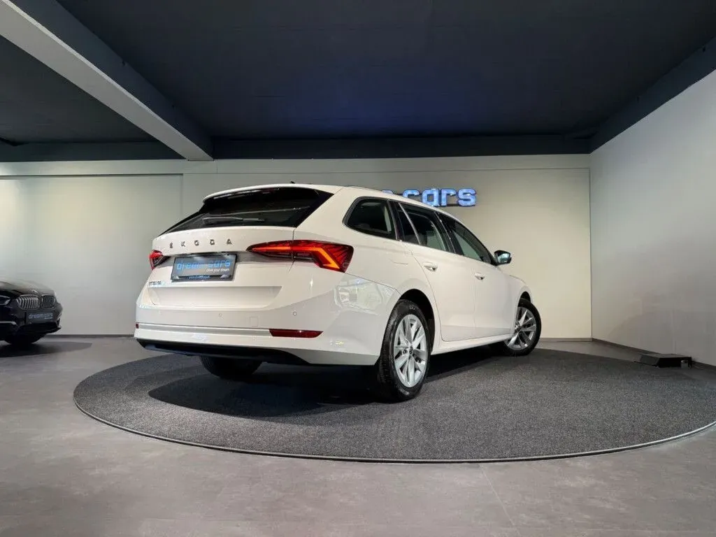 Skoda Octavia 2020 photo 2