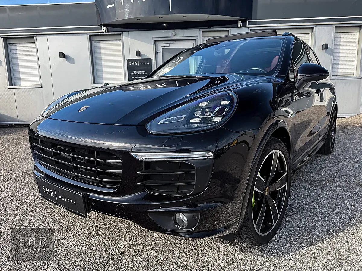 Porsche Cayenne 2016 photo 2