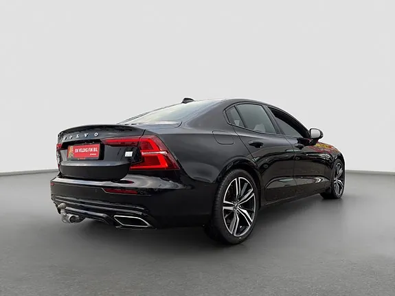 Volvo S60 2022 photo 5