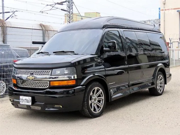 Chevrolet Express Van