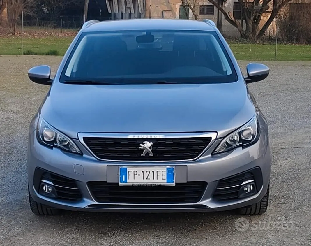 Peugeot 308 2018 photo 3